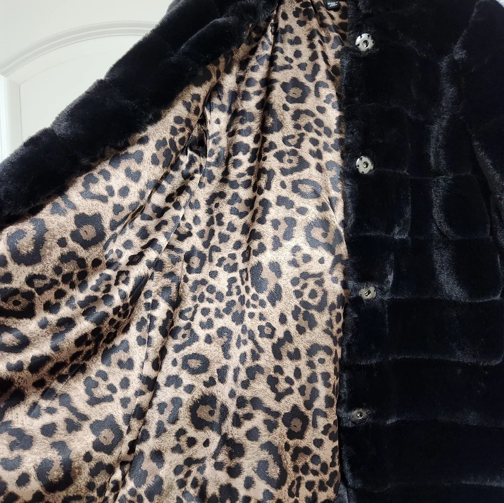 LAUNDRY BY SHELLI SEGAL FAUX FUR BLACK COAT With HOOD  SIZE XS - Picture 8 of 8